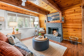 Moonridge Manor Modern Cozy Retreat with Hottub Big Bear Lake